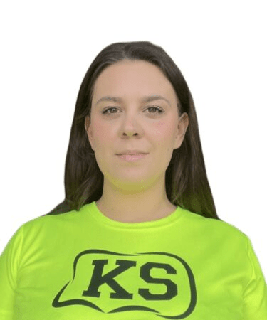 Kobieta w żółtej koszulce.